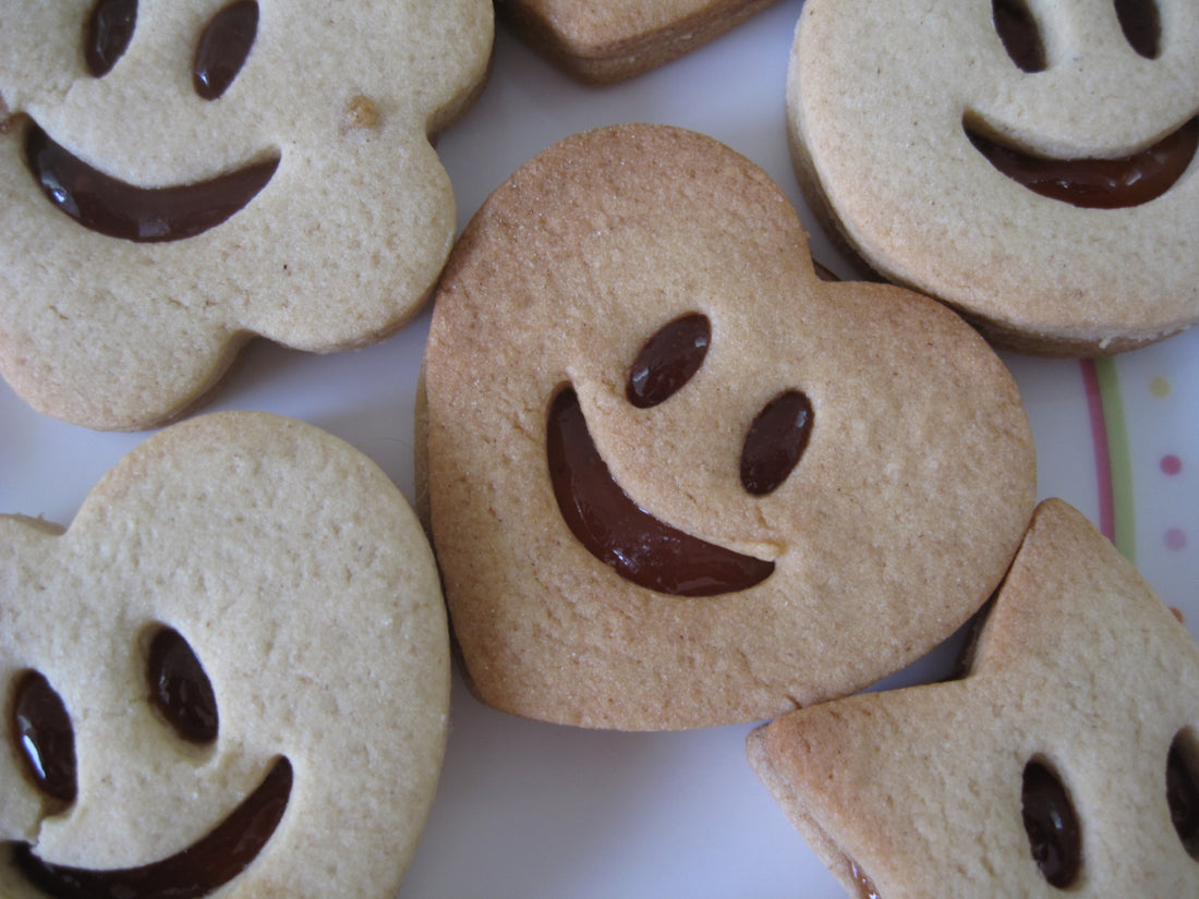smiley jammy dodger biscuits