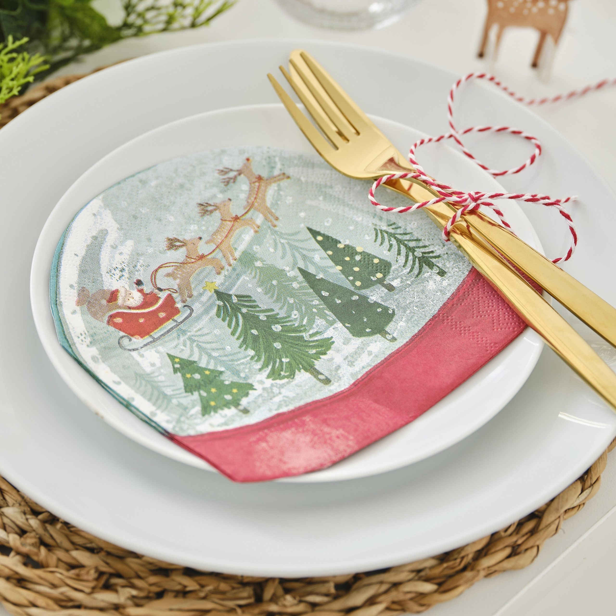 Christmas paper clearance tableware